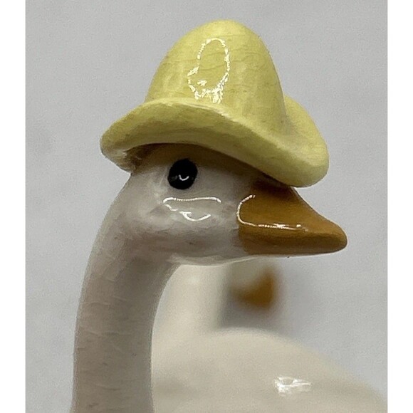 Vintage Hagen Renaker Set of 2 Geese Mama & Papa Cowboy Hat Collector Cottage - Picture 4 of 5